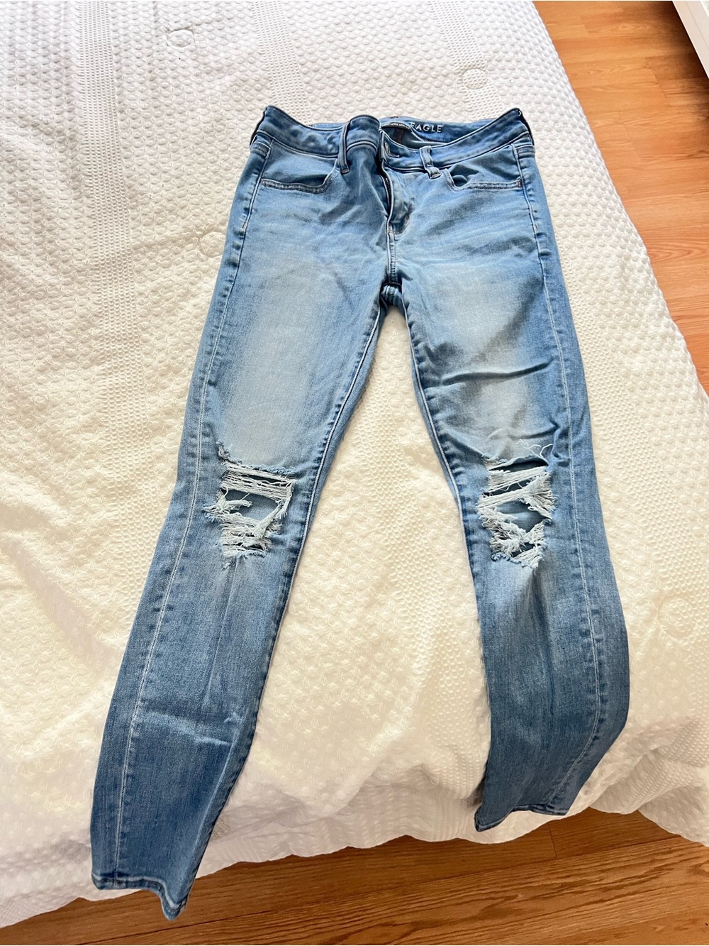 American Eagle Outfitters Light Blue Ripped Skinny Jeans